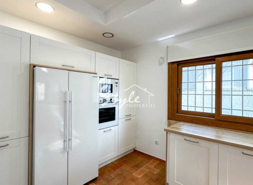 Reventa - Villa - Campoamor