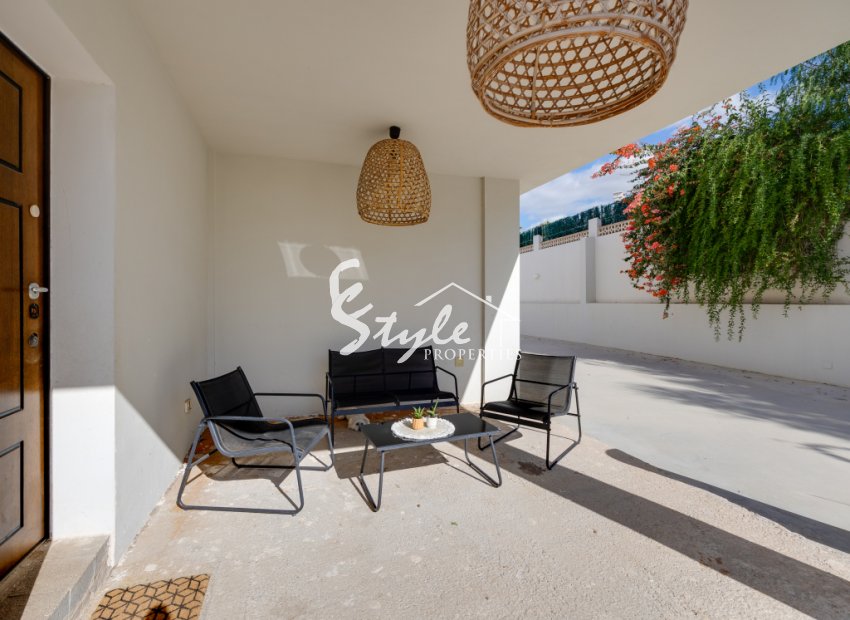 Reventa - Villa - Ciudad Quesada - avenida de las Naciones