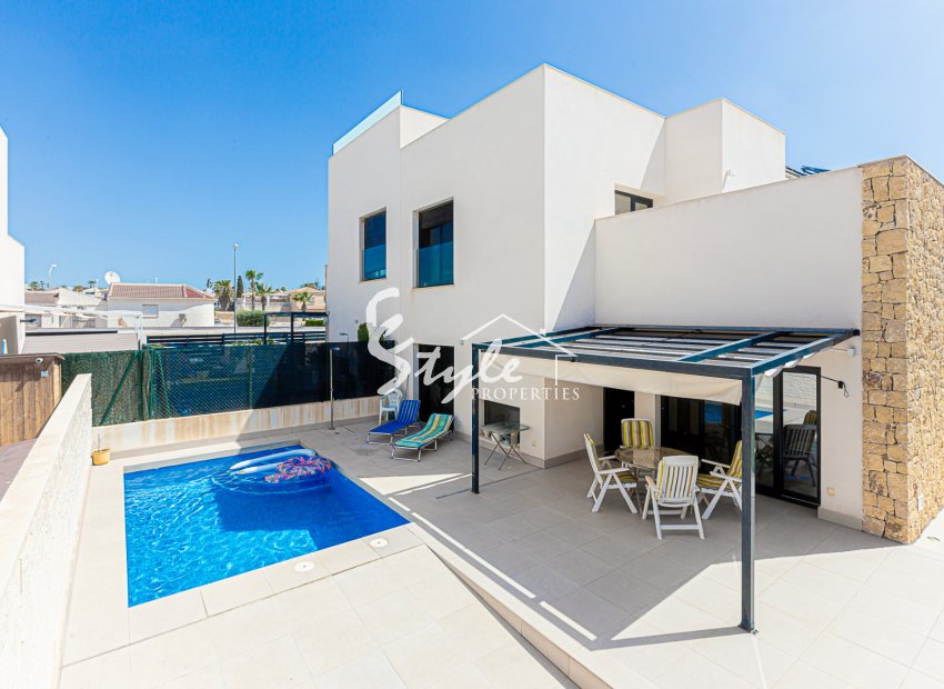 Reventa - Villa - Ciudad Quesada - Doña pepa