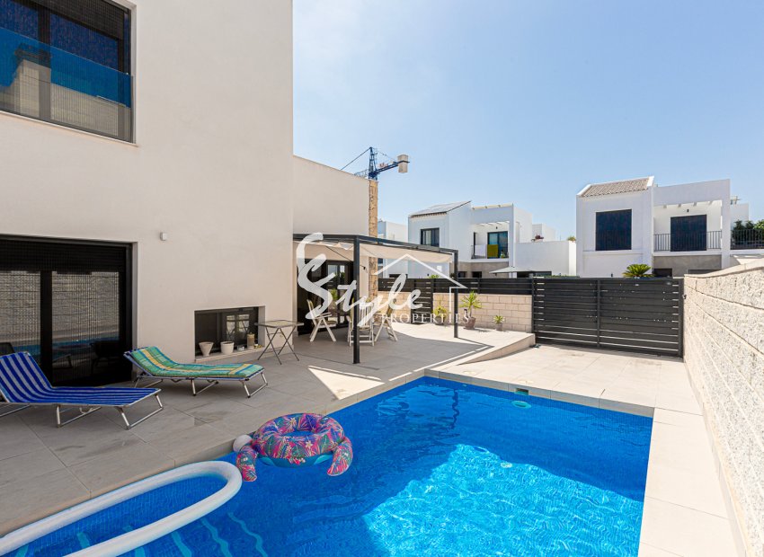 Reventa - Villa - Ciudad Quesada - Doña pepa