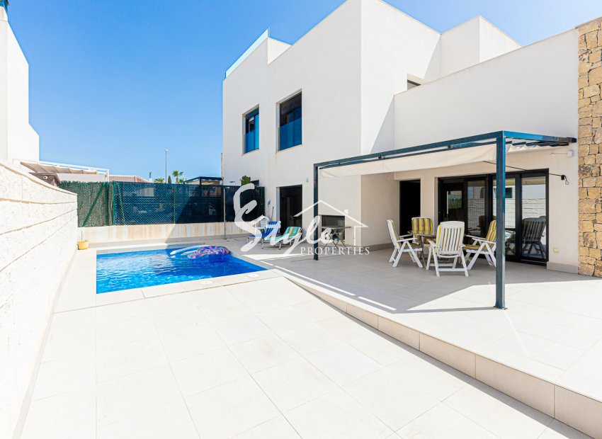 Reventa - Villa - Ciudad Quesada - Doña pepa