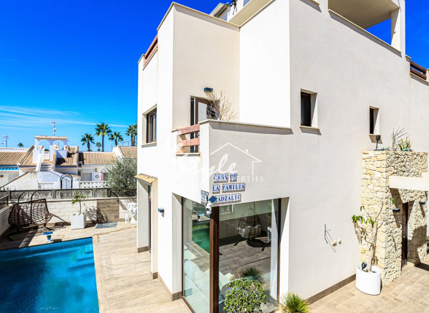 Reventa - Villa - Ciudad Quesada - Doña pepa