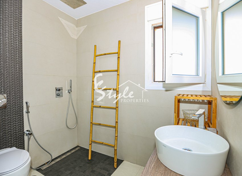 Reventa - Villa - Ciudad Quesada - Doña pepa