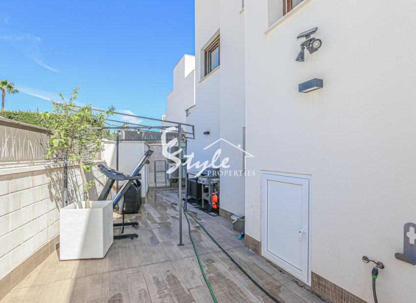 Reventa - Villa - Ciudad Quesada - Doña pepa