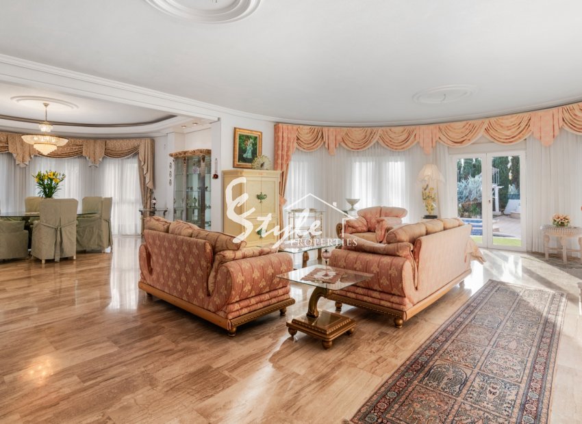 Reventa - Villa - Ciudad Quesada - Doña pepa