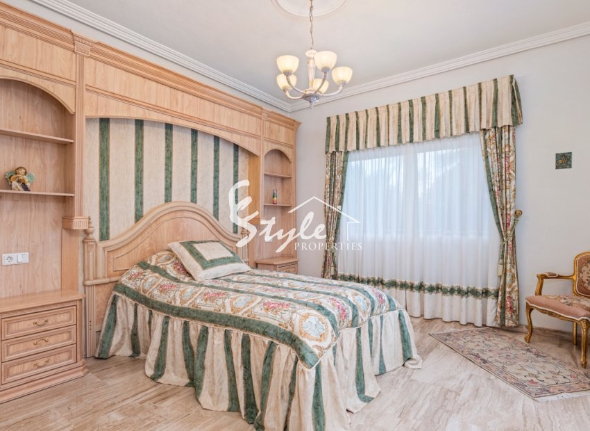 Reventa - Villa - Ciudad Quesada - Doña pepa