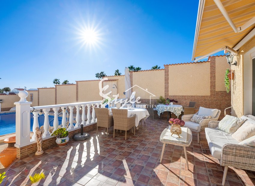 Reventa - Villa - Ciudad Quesada - Doña pepa