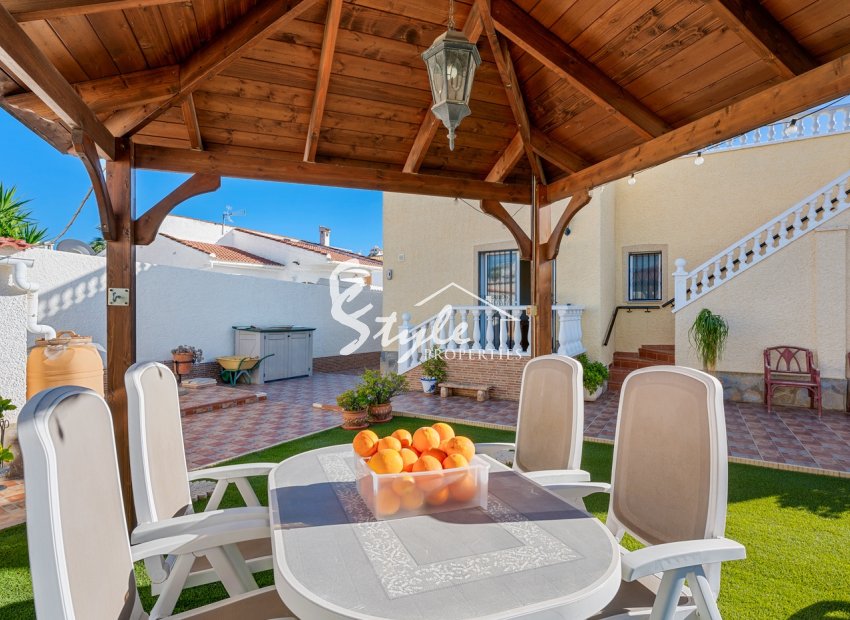 Reventa - Villa - Ciudad Quesada - Doña pepa