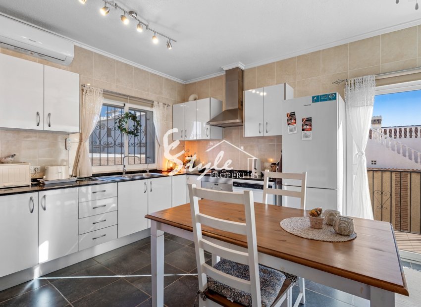 Reventa - Villa - Ciudad Quesada - Doña pepa