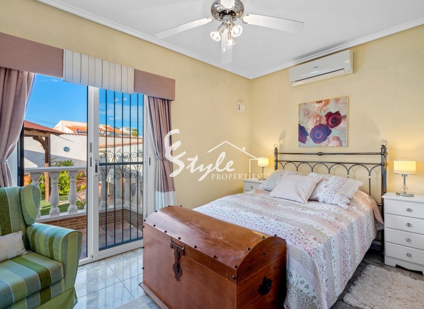 Reventa - Villa - Ciudad Quesada - Doña pepa