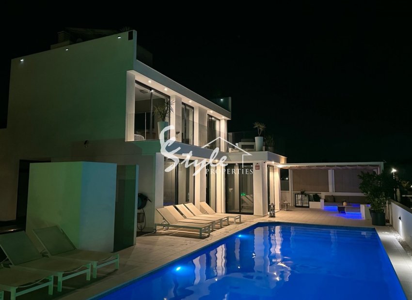 Reventa - Villa - Ciudad Quesada - La Marina