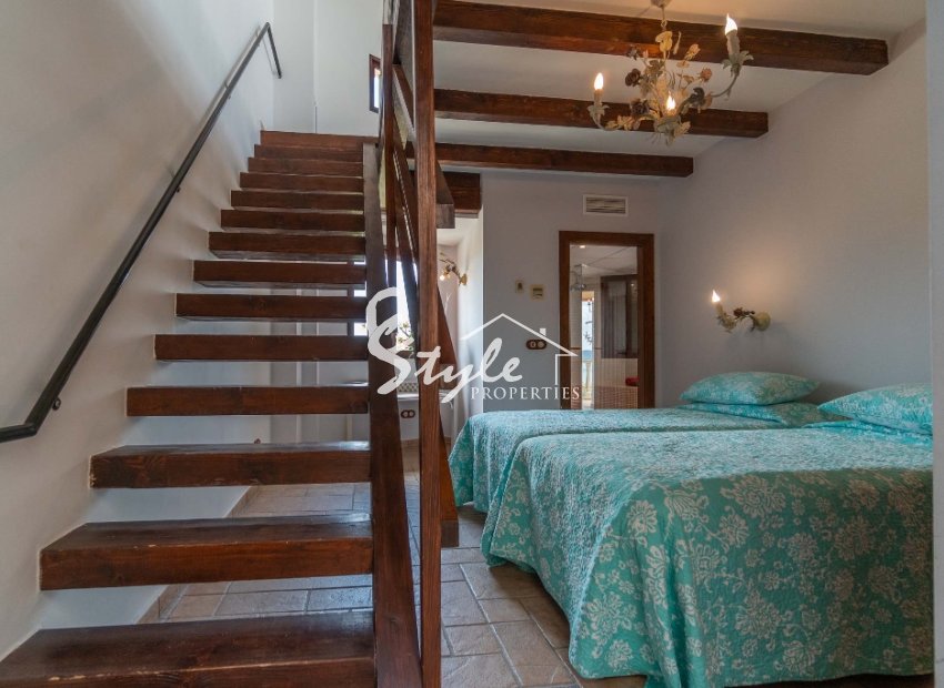 Reventa - Villa - Costa Blanca - Orihuela Costa