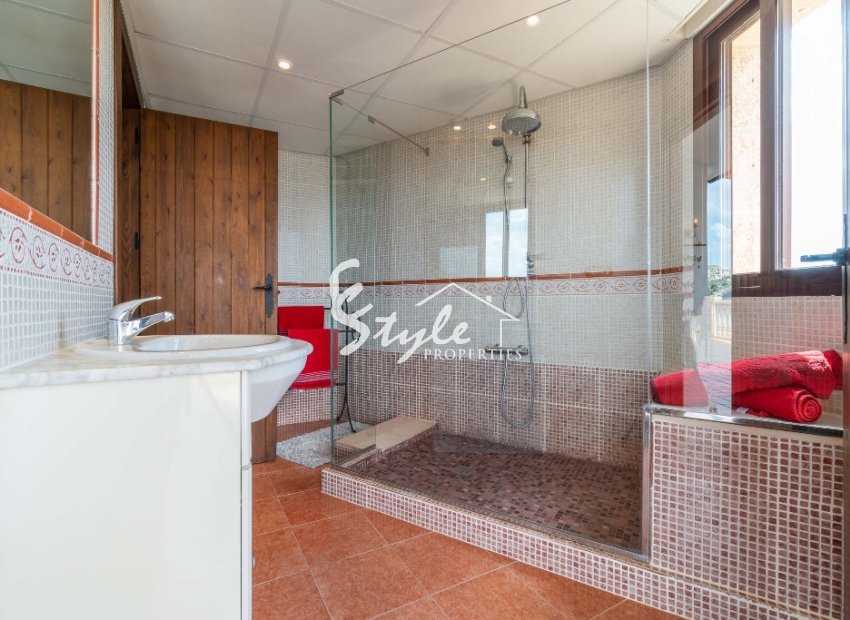 Reventa - Villa - Costa Blanca - Orihuela Costa