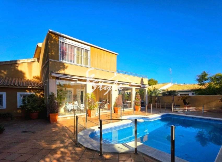 Reventa - Villa - Dehesa de campoamor - Campoamor