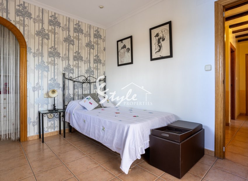 Reventa - Villa - Elche - La Hoya