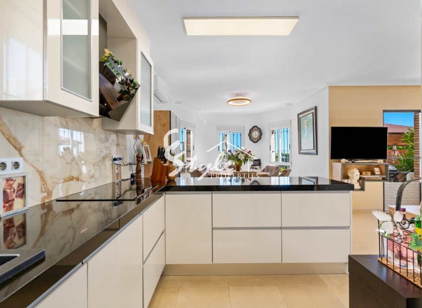 Reventa - Villa - Guardamar - El Raso