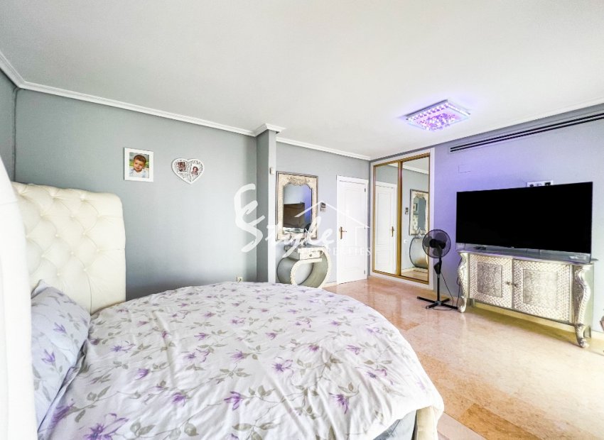 Reventa - Villa - La Mata