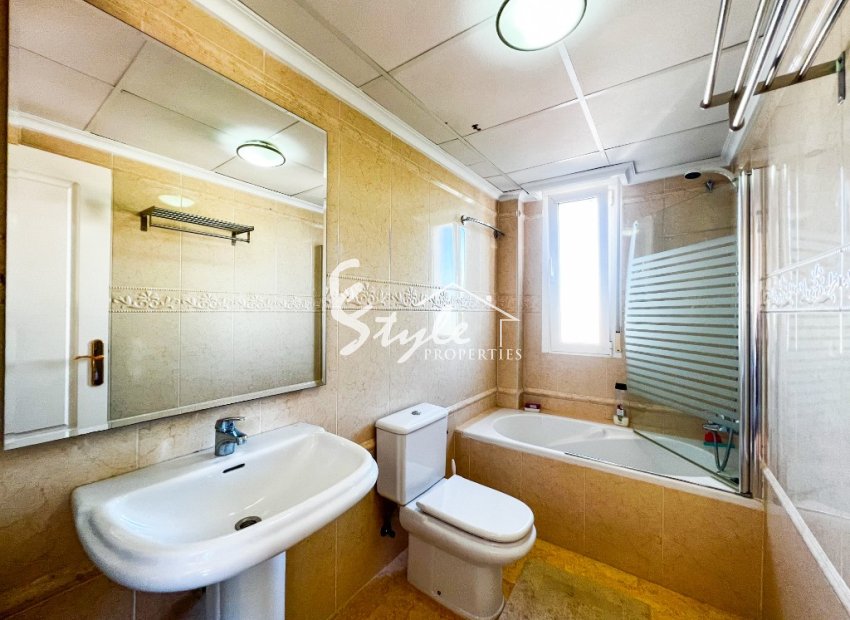 Reventa - Villa - La Mata