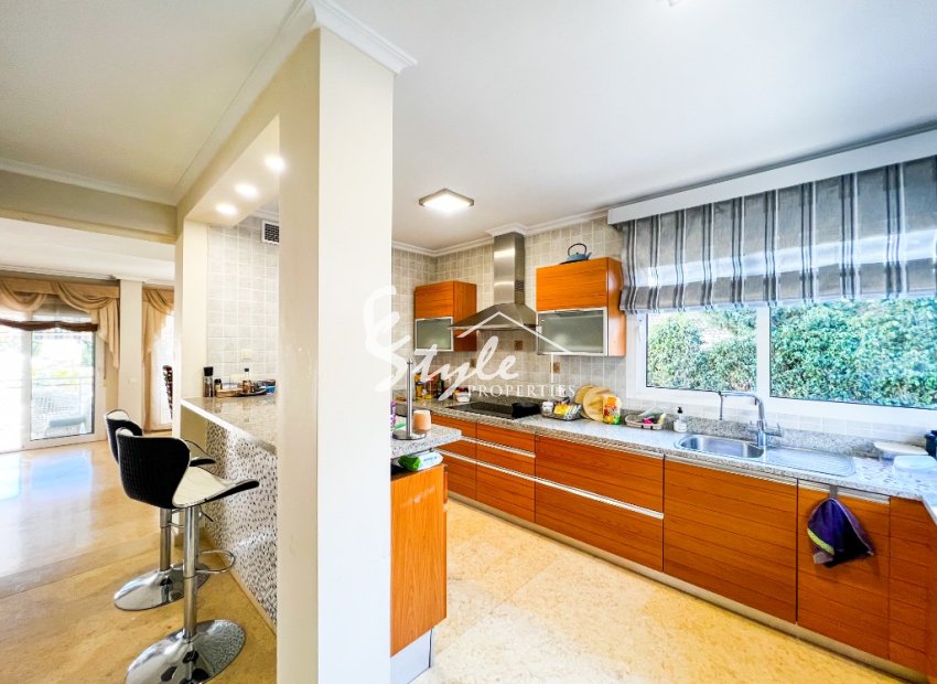 Reventa - Villa - La Mata