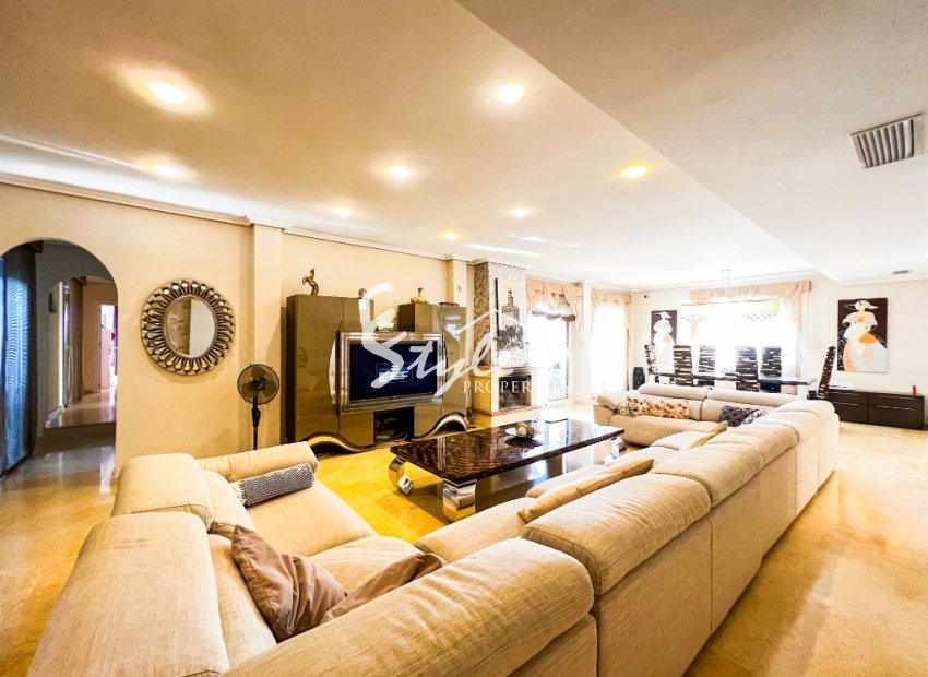 Reventa - Villa - La Mata