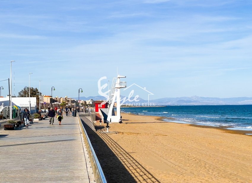 Reventa - Villa - La Mata