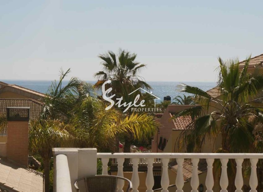 Reventa - Villa - La Mata