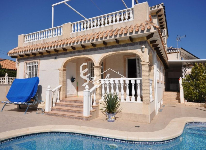 Reventa - Villa - La Mata