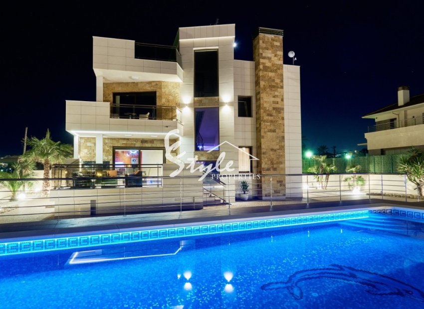 Reventa - Villa - La Mata