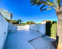 Reventa - Villa - La Zenia