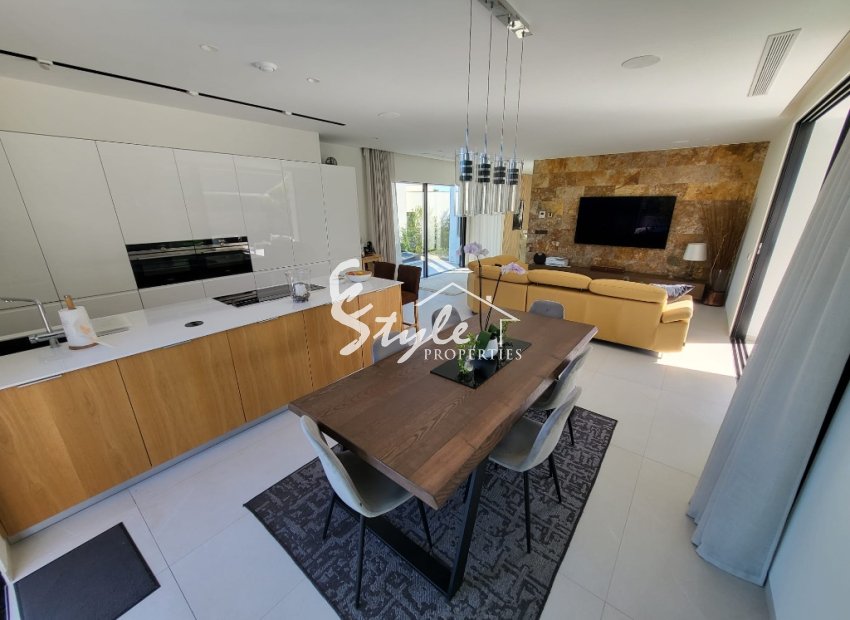 Reventa - Villa - Las Colinas Golf