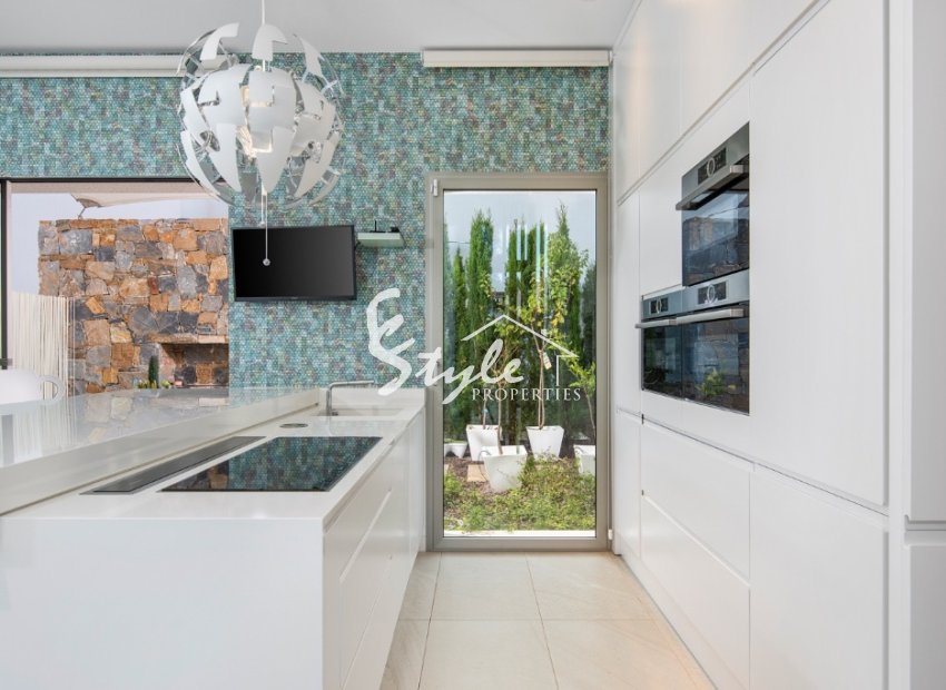 Reventa - Villa - Las Colinas - Las Colinas Golf