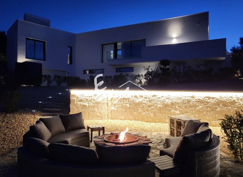 Reventa - Villa - Las Colinas - Las Colinas Golf