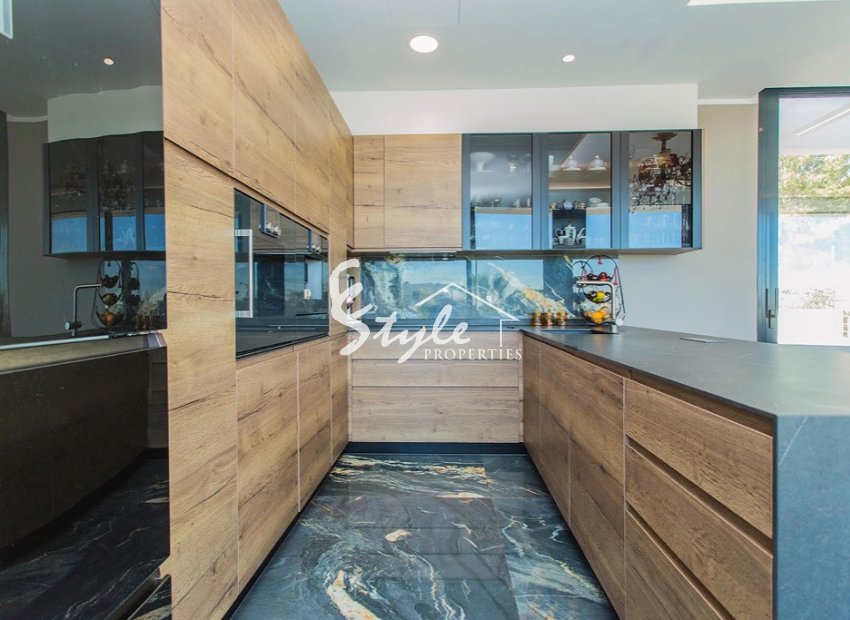 Reventa - Villa - Las Colinas - Las Colinas Golf