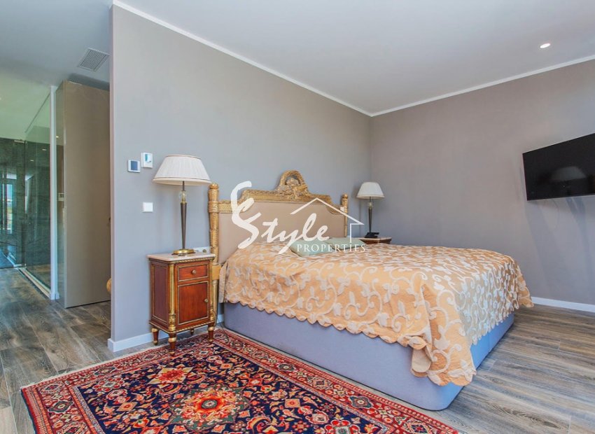 Reventa - Villa - Las Colinas - Las Colinas Golf