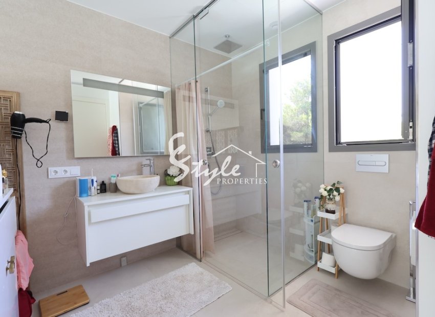 Reventa - Villa - Las Colinas - Las Colinas Golf