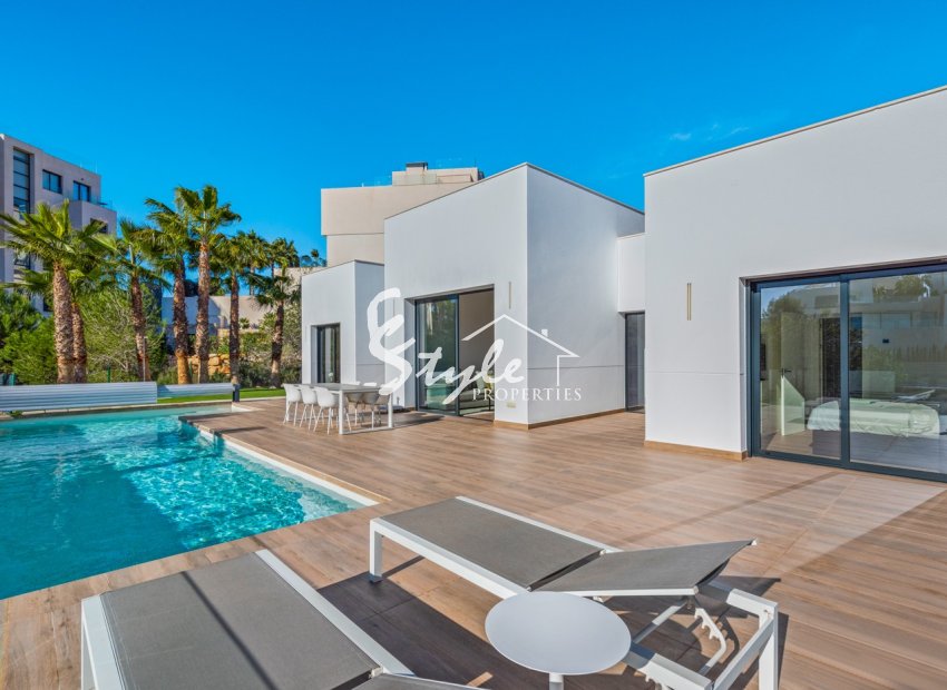 Reventa - Villa - Las Colinas - Las Colinas Golf