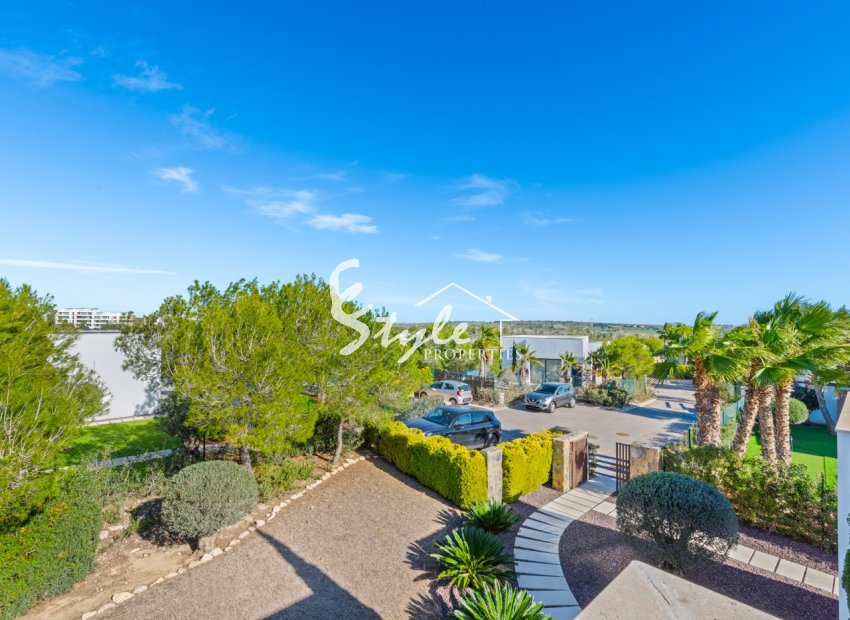 Reventa - Villa - Las Colinas - Las Colinas Golf