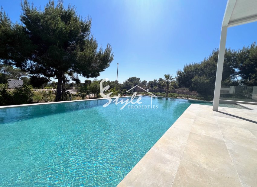 Reventa - Villa - Las Colinas - Las Colinas Golf