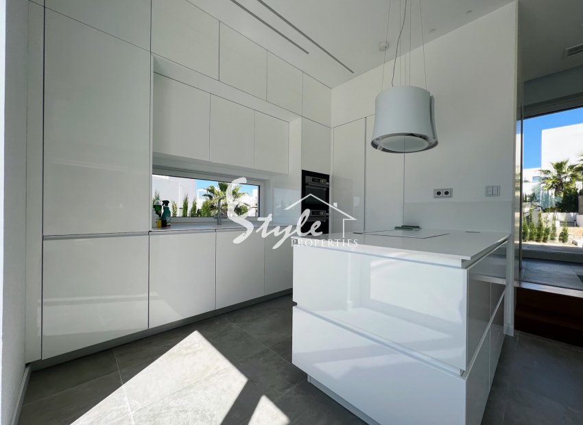 Reventa - Villa - Las Colinas - Las Colinas Golf