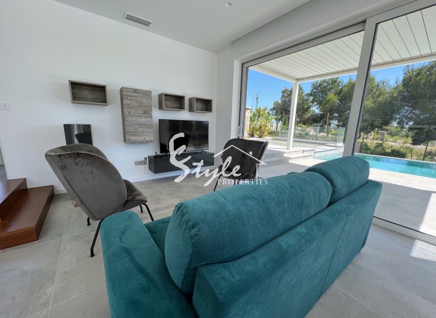 Reventa - Villa - Las Colinas - Las Colinas Golf