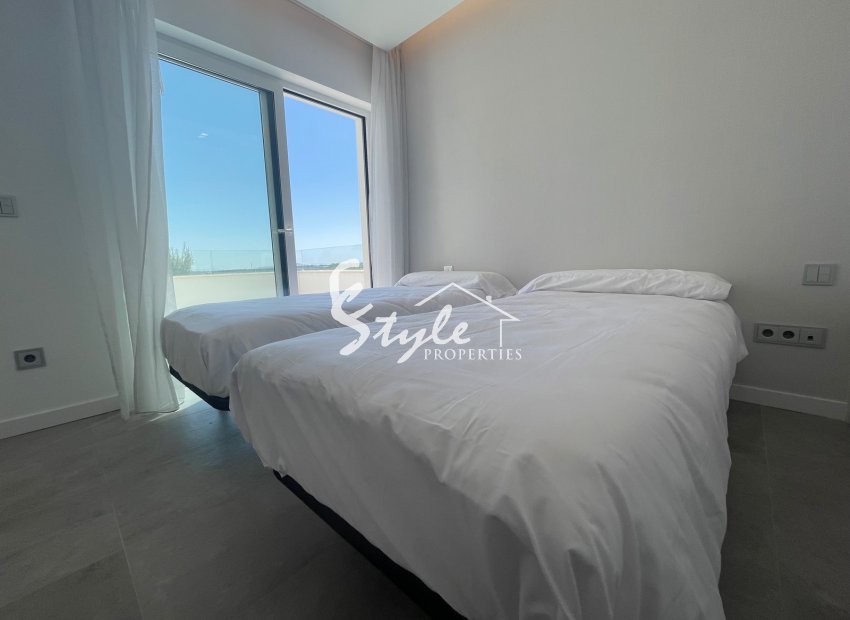 Reventa - Villa - Las Colinas - Las Colinas Golf