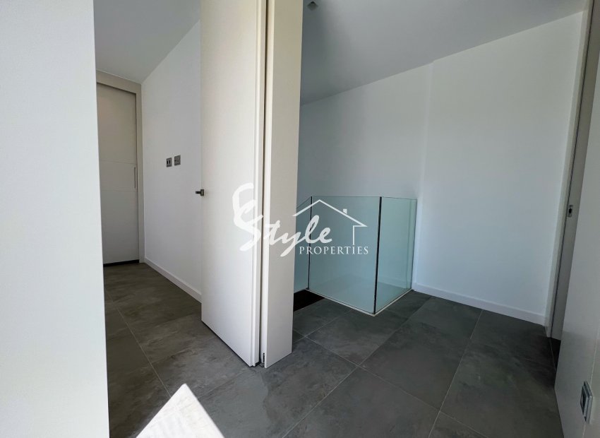 Reventa - Villa - Las Colinas - Las Colinas Golf