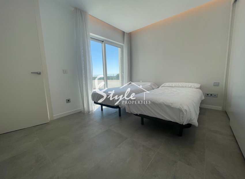 Reventa - Villa - Las Colinas - Las Colinas Golf