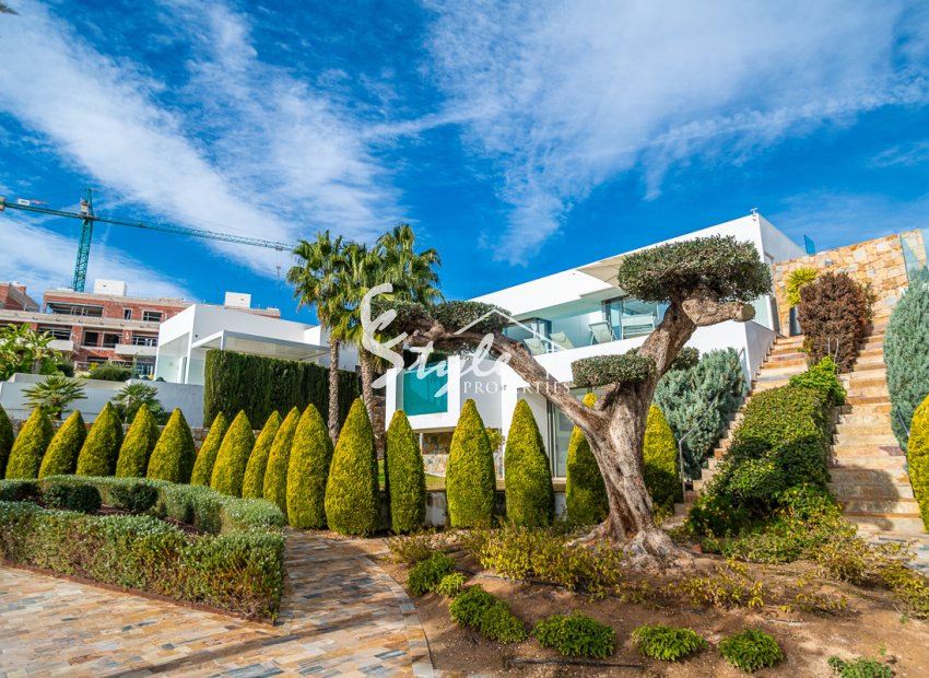 Reventa - Villa - Las Colinas - Las Colinas Golf