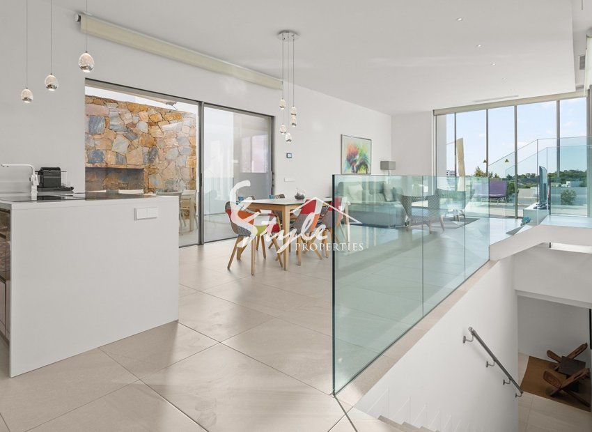 Reventa - Villa - Las Colinas - Las Colinas Golf