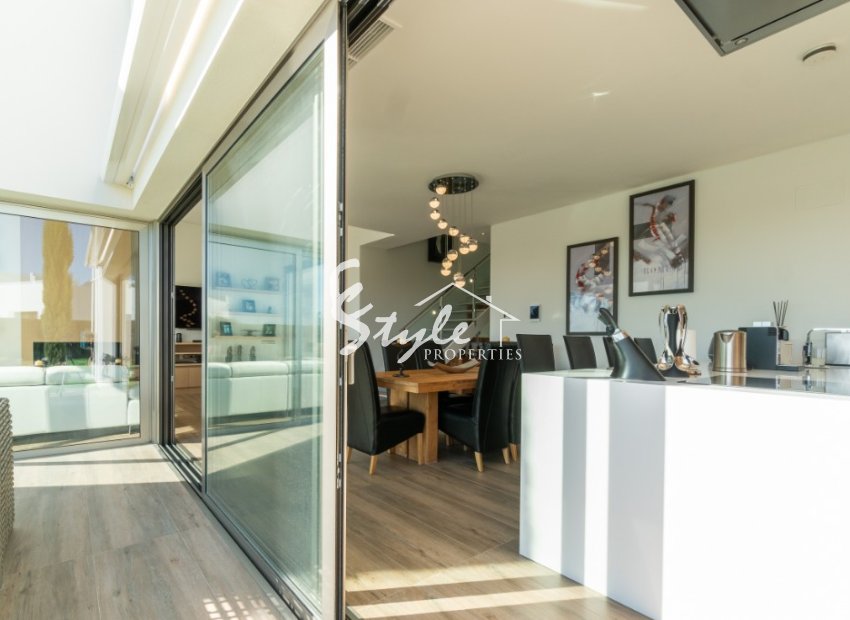 Reventa - Villa - Las Colinas - Las Colinas Golf