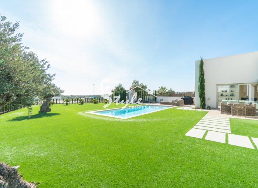 Reventa - Villa - Las Colinas - Las Colinas Golf