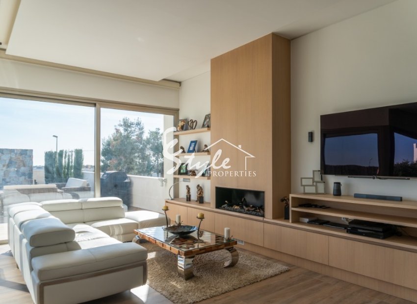 Reventa - Villa - Las Colinas - Las Colinas Golf