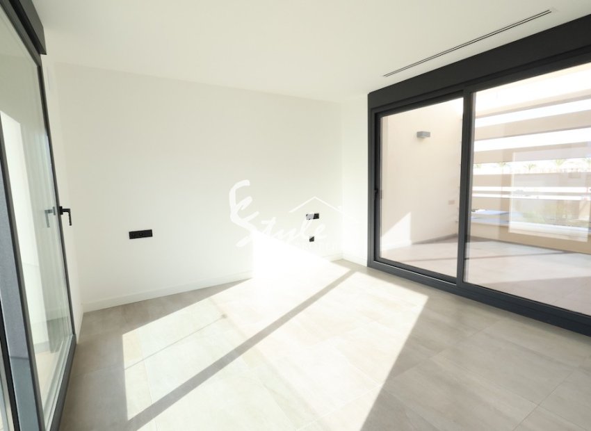 Reventa - Villa - Los Alcazares