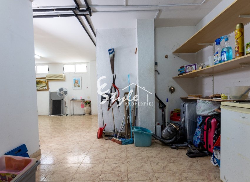 Reventa - Villa - Los Altos